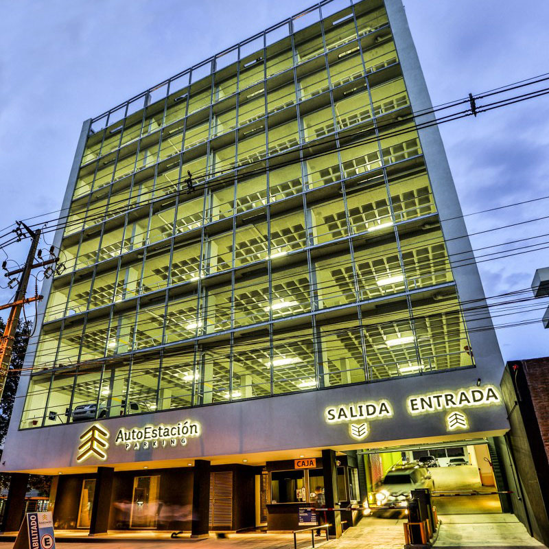 Edificio de Estacionamientos Andrade