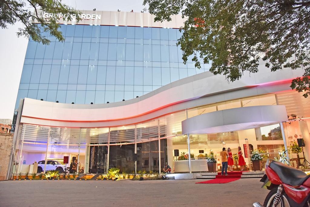 Edificio Garden – Showroom Mazda